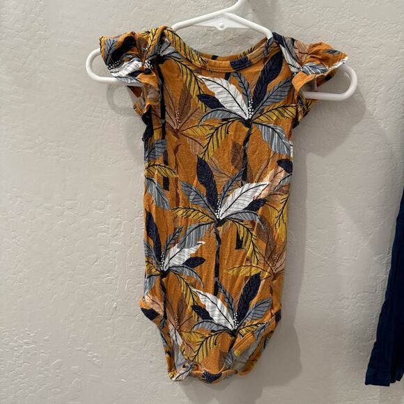 Posh Peanut Summer Tropics Bodysuit & Leggings Outfit - Picture 2 of 9